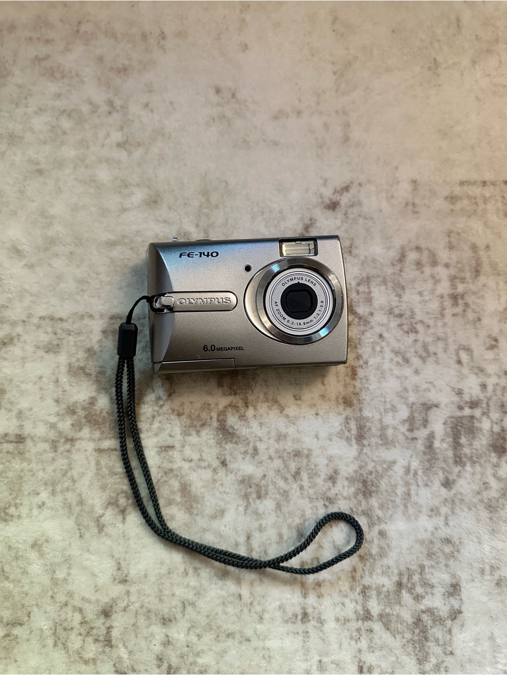 Olympus FE-140 6.0MP Digital Camera Silver Tested Working Loose Battery Lid